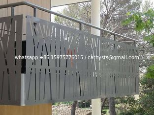 China Wholesale price Villa Garden Decorative Laser Cut Steel Screen Fence Panels supplier