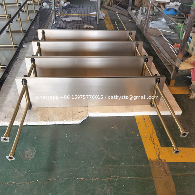 Hot Sale Modern Wall Mounted Used 304 316 Stainless Steel Gold Clothing Store Display Hanger Racks For Garment Sale supplier